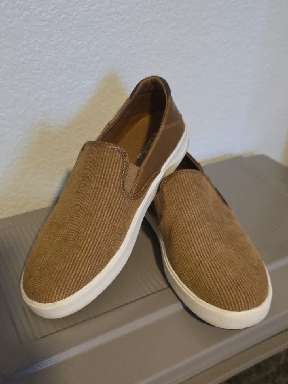 Men's Olukai Lae' Ahi Kapa Slip-On Corduroy Casual Shoes - Tan